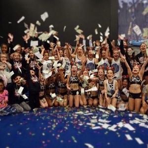 Meet your Posher, Avery